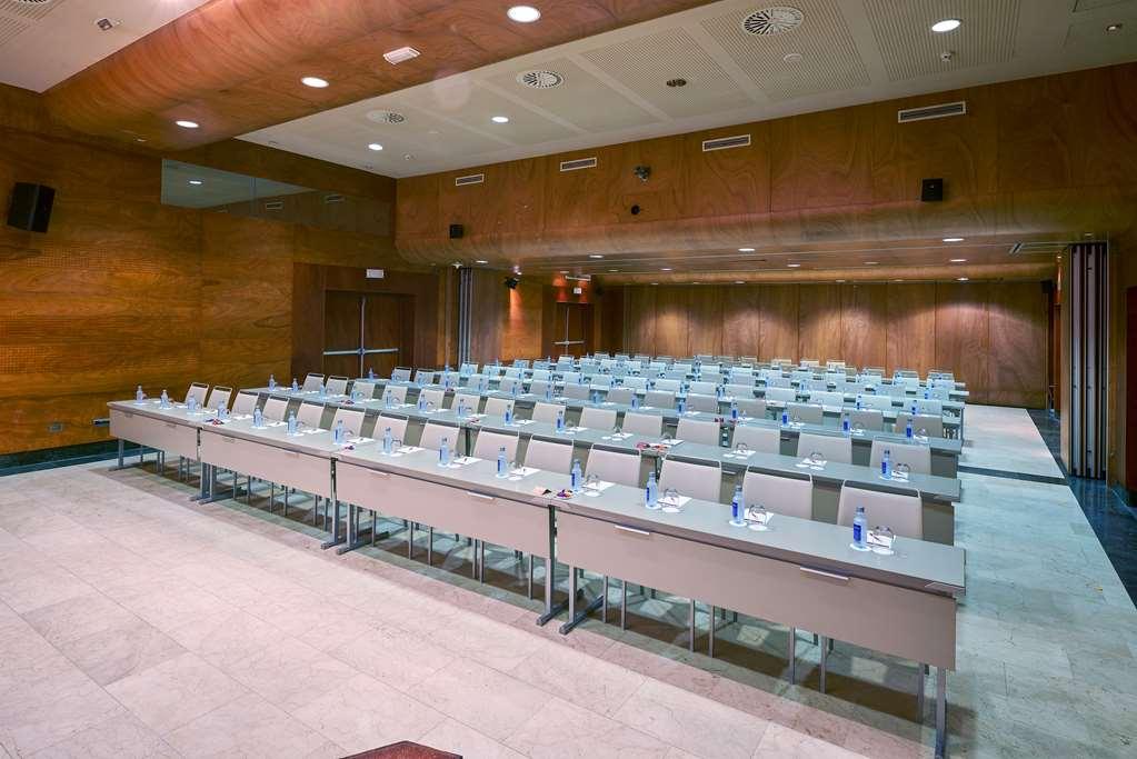 Palacio De Aviles Affiliated By Melia Kemudahan gambar The conference room