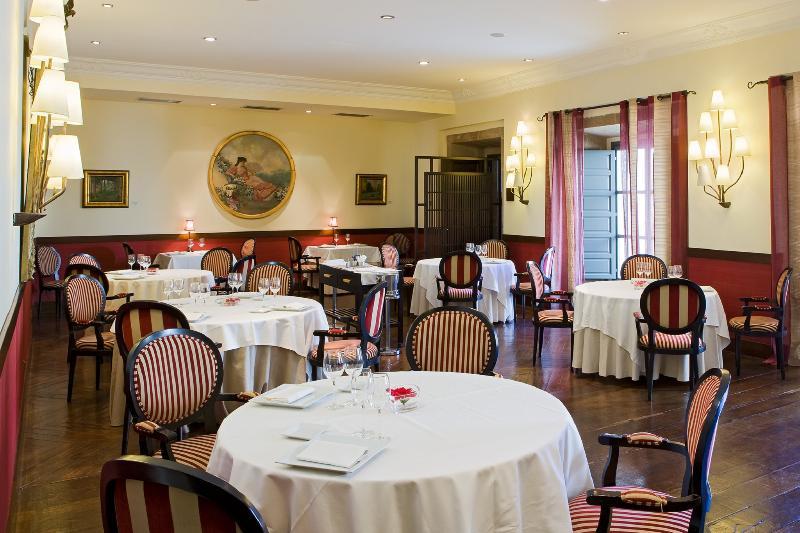 Palacio De Aviles Affiliated By Melia Luaran gambar Restaurant