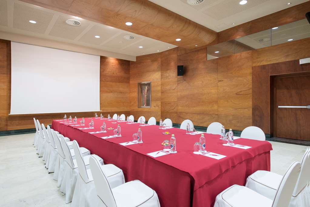 Palacio De Aviles Affiliated By Melia Luaran gambar Meeting room